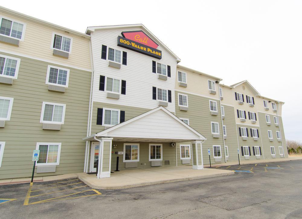 Woodspring Suites Champaign Near University Kültér fotó