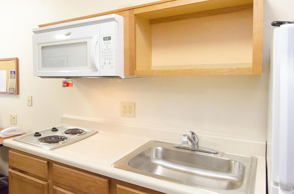 Woodspring Suites Champaign Near University Kültér fotó